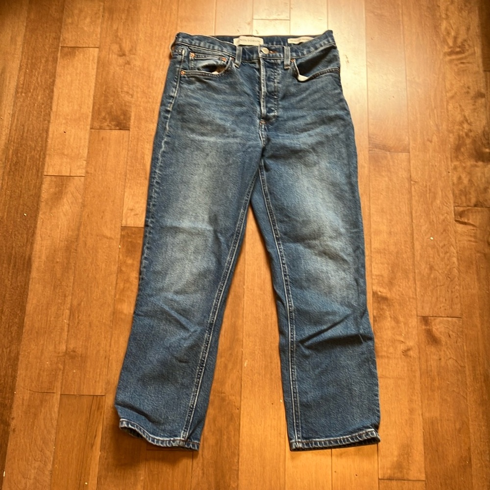 Denim Forum High Rise Arlo Straight Cut Jeans 26L - Size 27